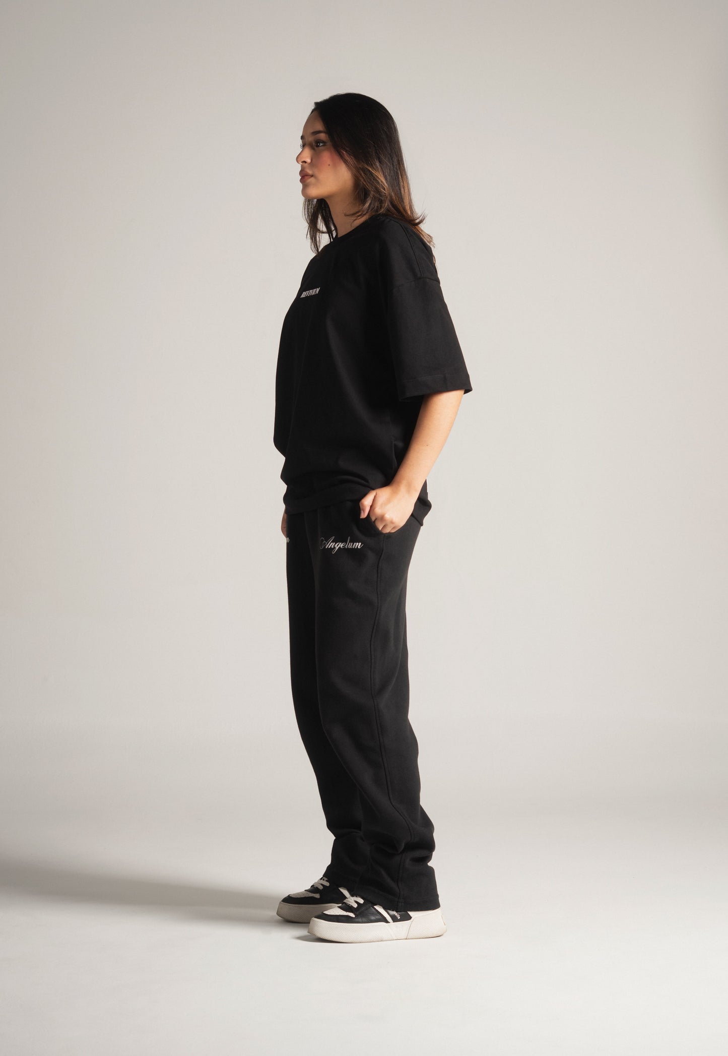 Camiseta Oversize Angelum Custos - Negra