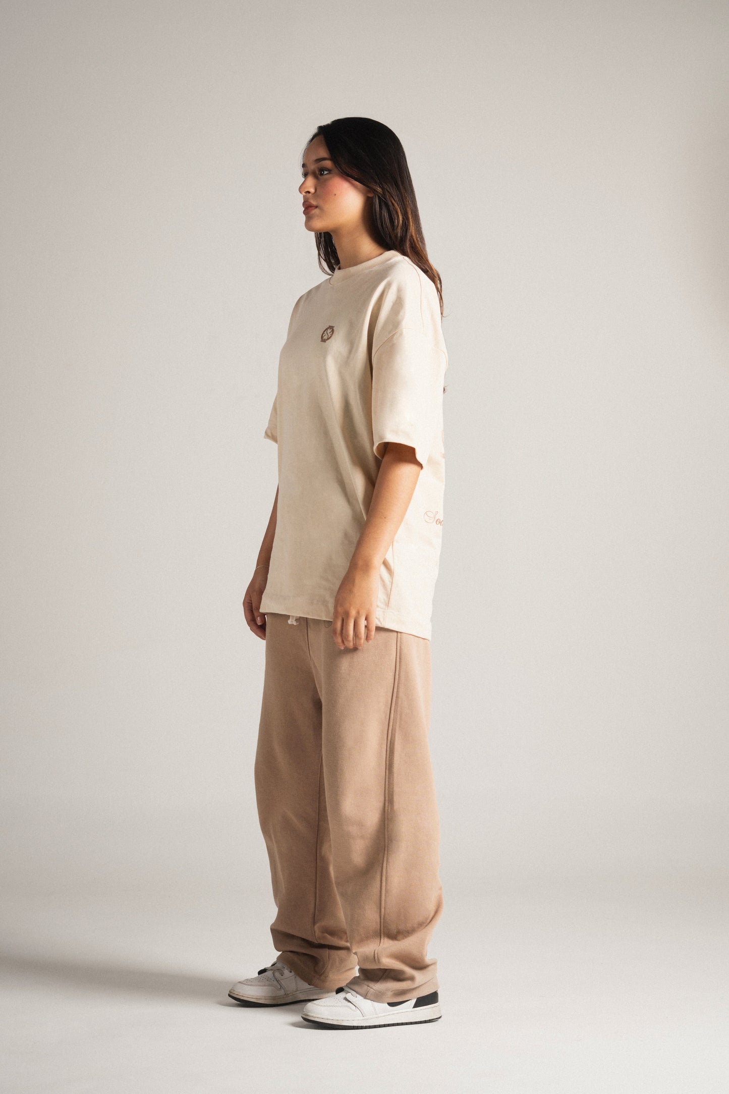 Camiseta Oversize Angelum Infans - Habano