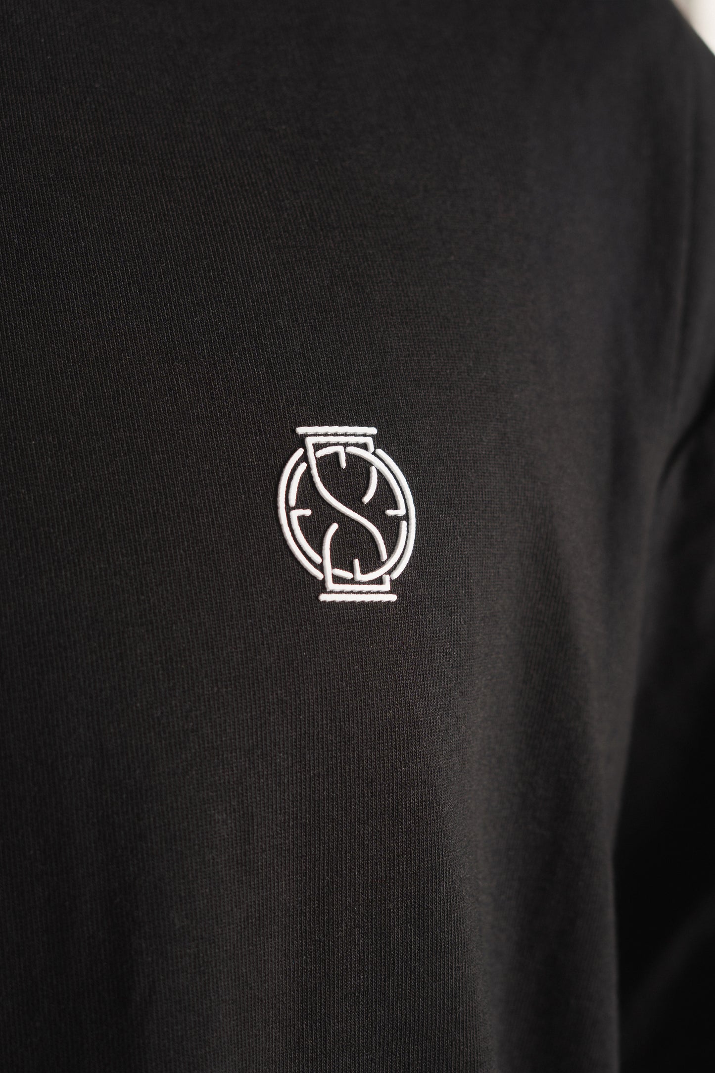 Camiseta Oversize Angelum Infans - Negra