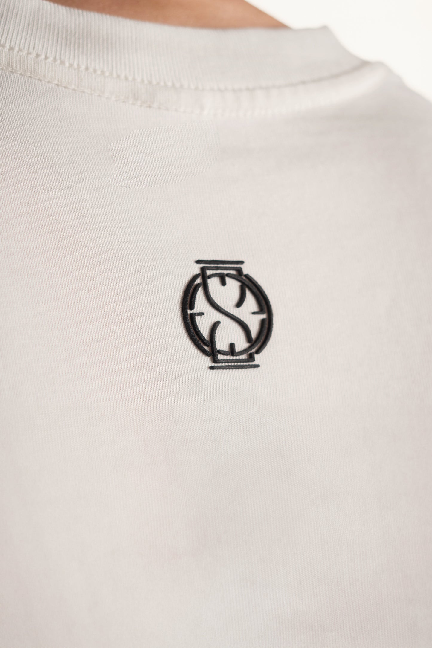 Camiseta Oversize Clvssic - Blanco Hueso