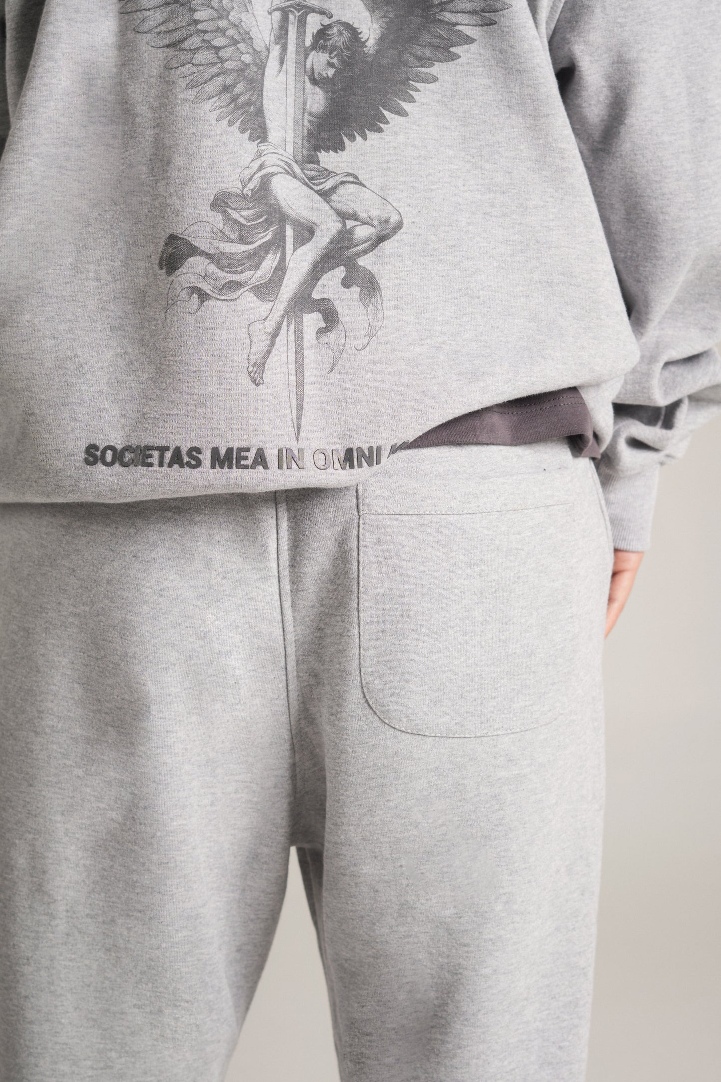 Sudadera Angelum - Gris Jaspe