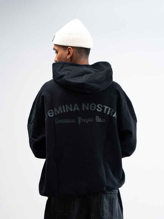Buzo Domina Nostra - Negro