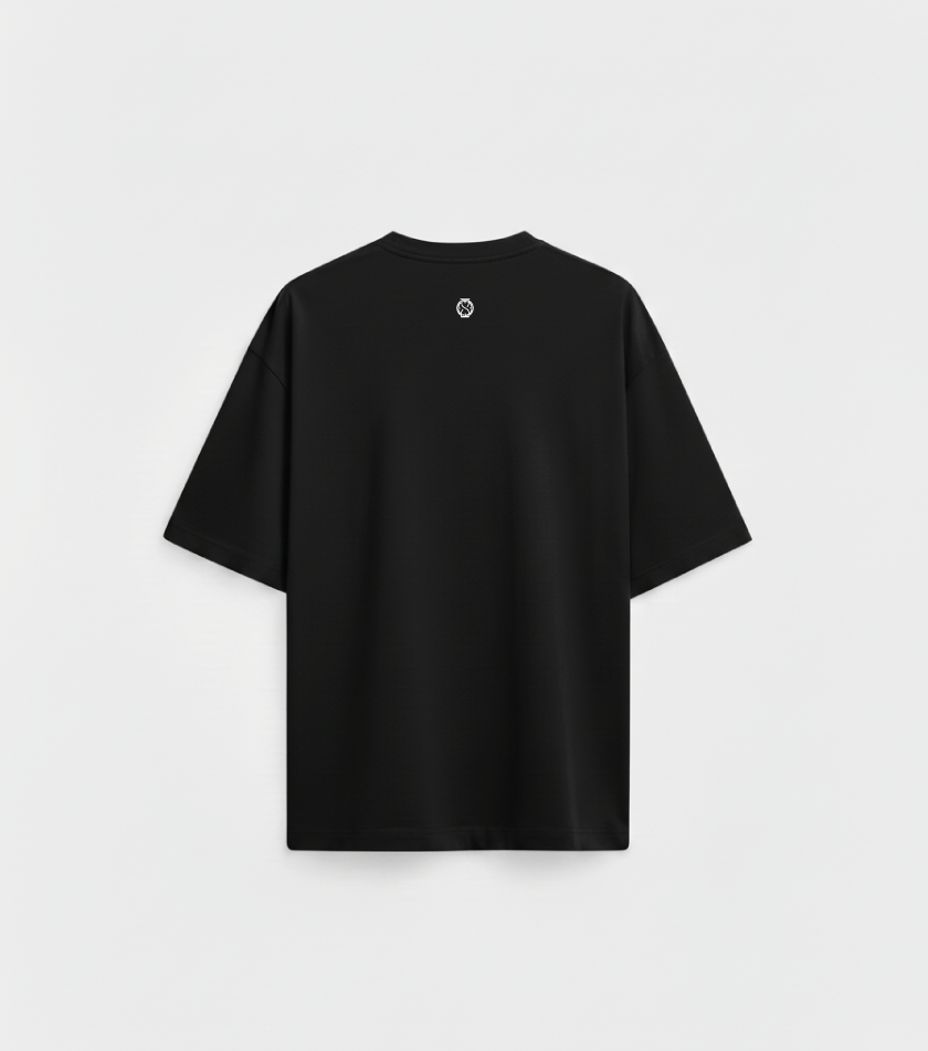 Camiseta Oversize Clvssic - Negra