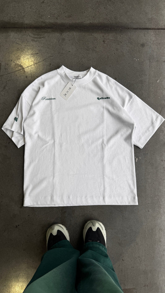 Camiseta Boxy Fit Revivium X Malteatto - Blanca