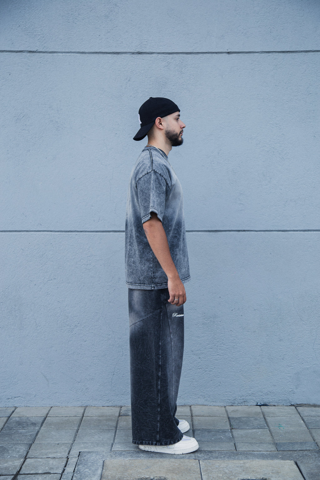 Camiseta Oversize Clvssic - Gris Washed