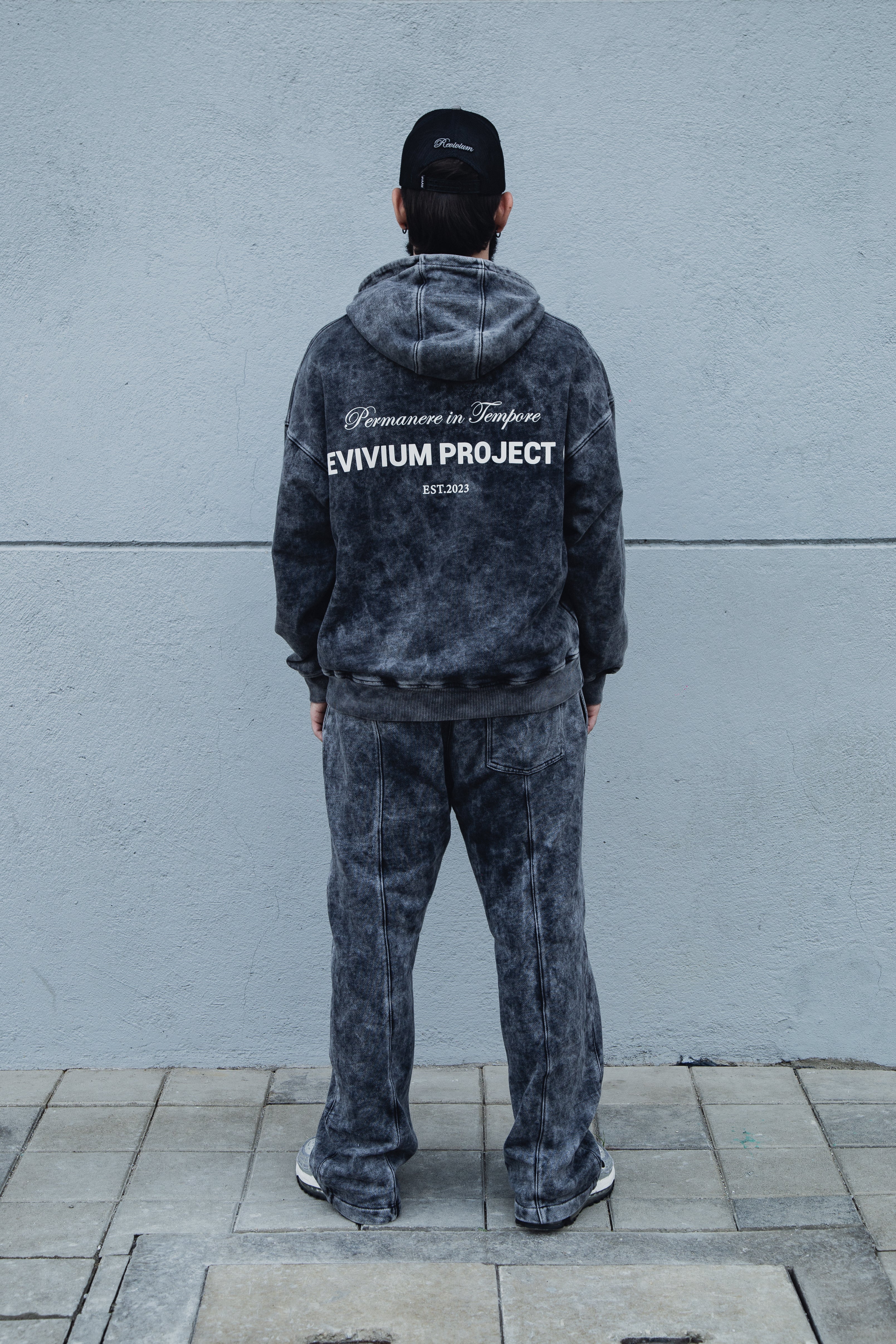 Sudadera Revivium Project - Gris Washed