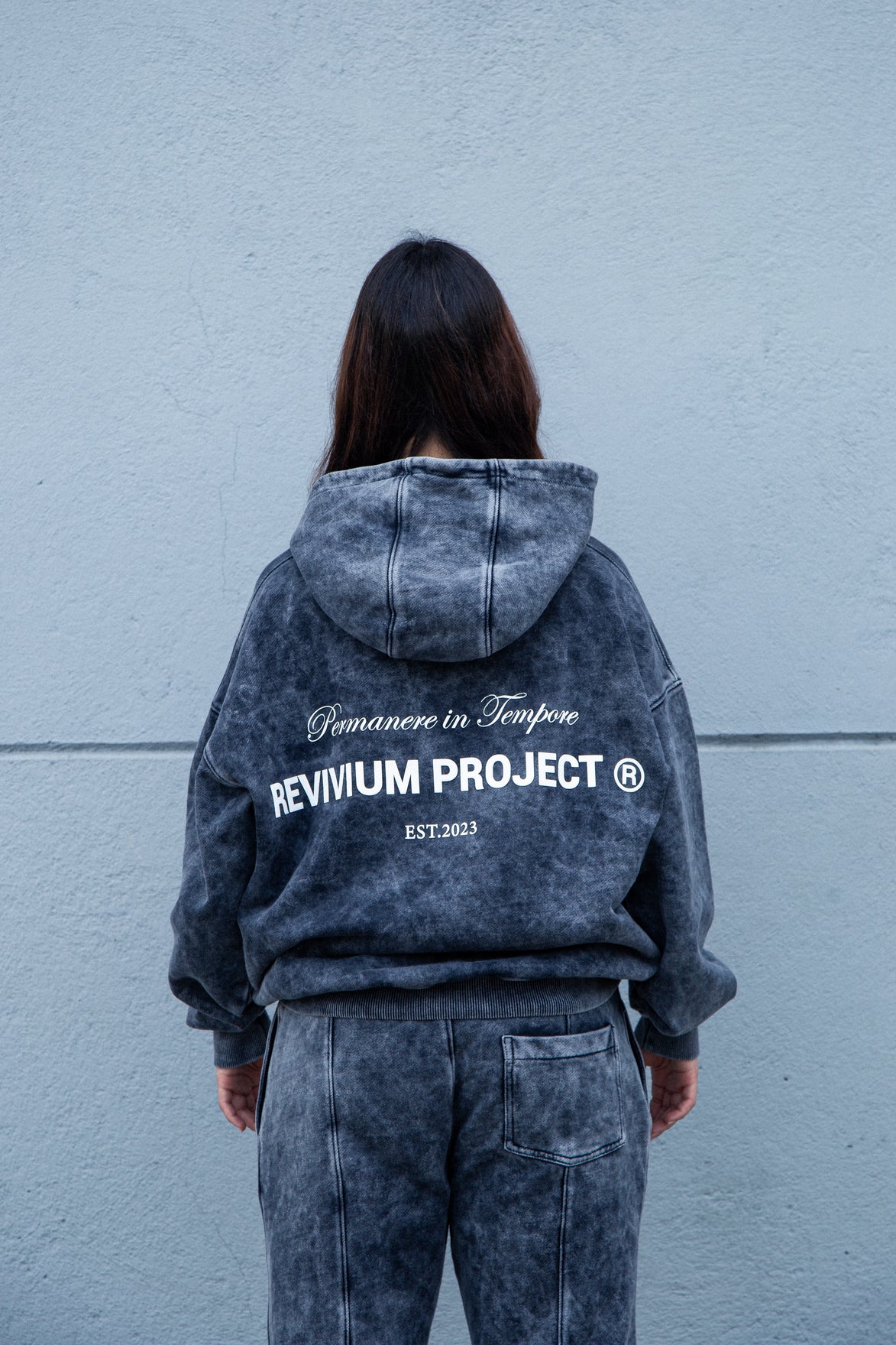 Sudadera Revivium Project - Gris Washed