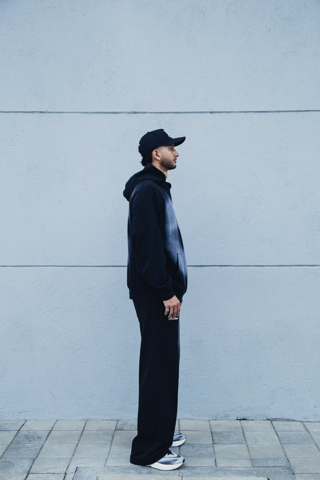 Sudadera Clvssic - Negra Washed