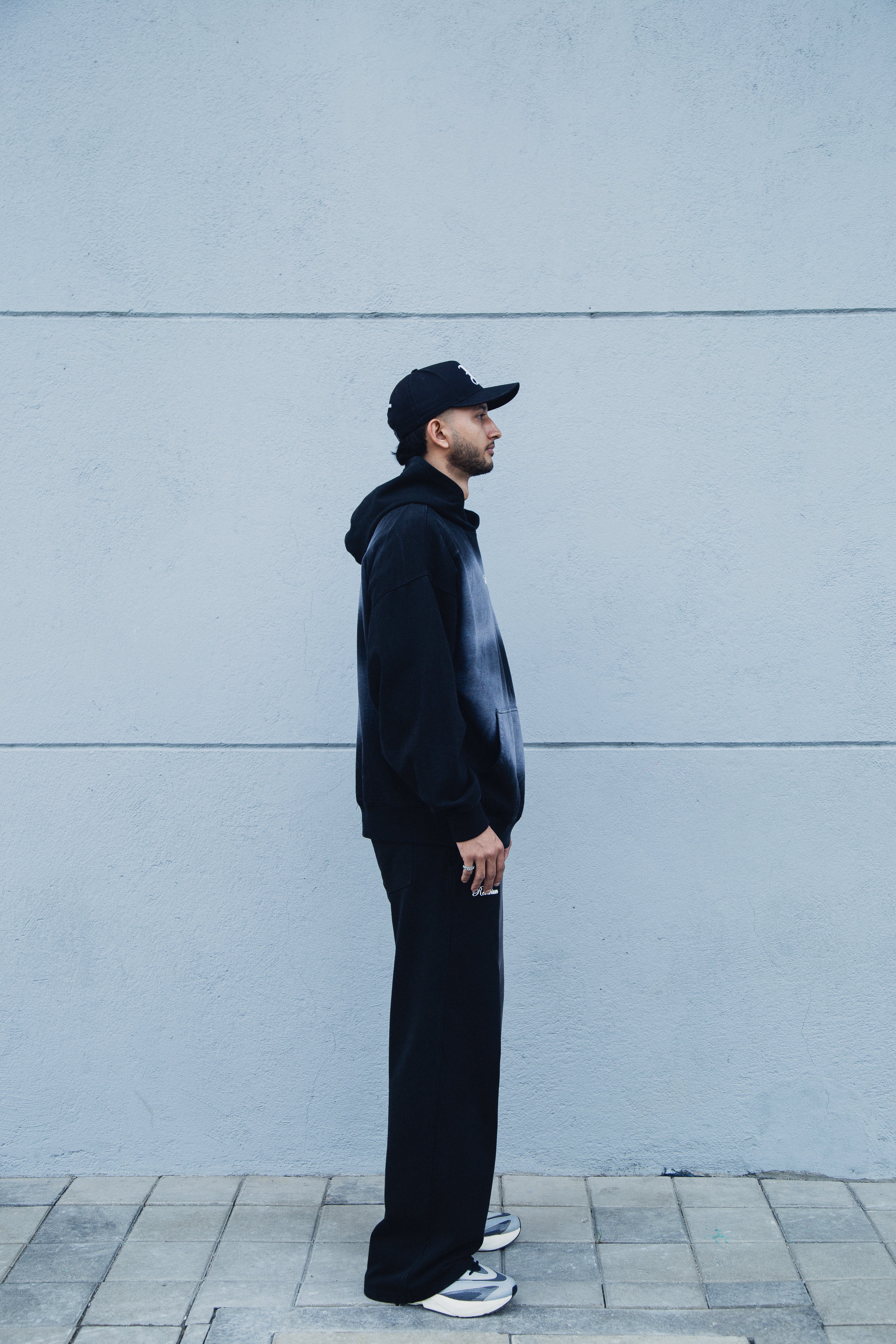 Sudadera Clvssic - Negra Washed