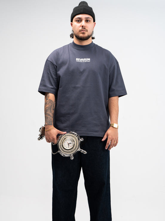 Camiseta Tempus Fugit - Gris Plomo